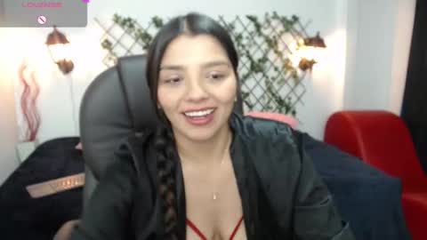 Snapshot of issa_nassar chatting on October 2, 5:23 pm Issa online show from October 2, 5:23 pm