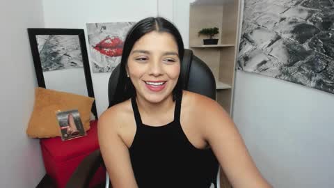 Issa  online show from October 20, 3:39 pm