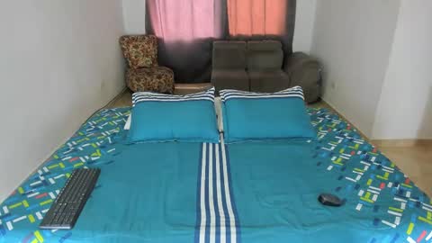 Isabella  online show from February 18, 9:09 pm