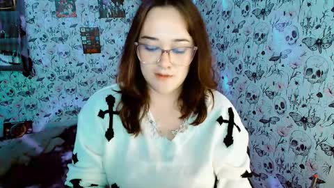 Yiz online show from April 13, 4:06 am