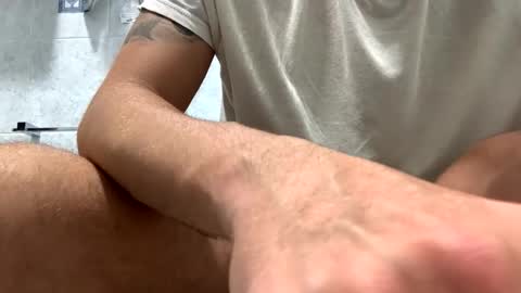 italianbigcock91 online show from October 10, 6:58 pm