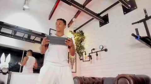 Italo Moore online show from October 10, 12:22 pm