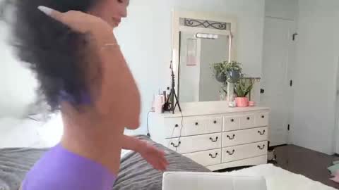 Aria Jackson online show from March 31, 10:10 pm