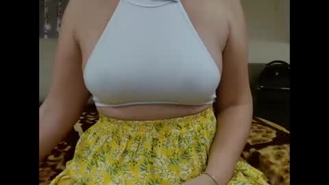 Busty mommy online show from January 19, 2:43 am