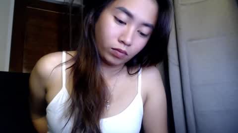 Snapshot of itscandygurl chatting on February 17, 6:39 pm Candy online show from February 17, 6:39 pm