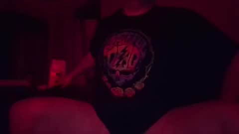 itsjustavibeouthere online show from May 14, 8:56 am