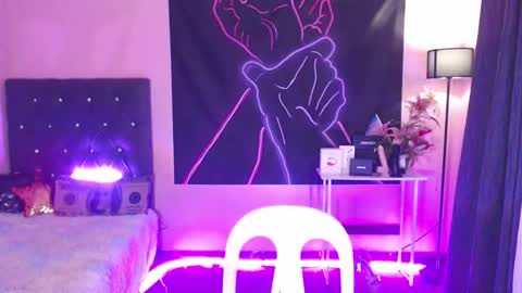 Siana online show from March 12, 8:19 am