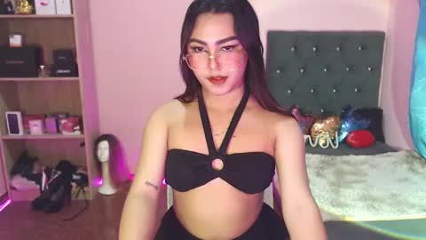 Siana online show from February 22, 11:35 am