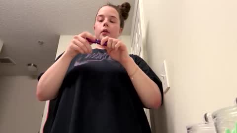 Mila Voss online show from May 31, 3:27 am