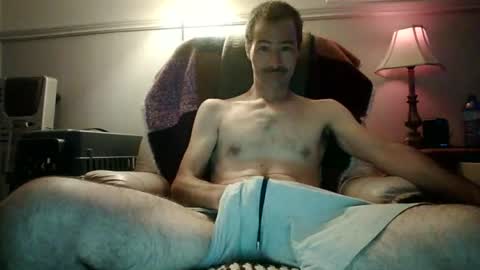 itsthick13 online show from August 5, 4:09 am