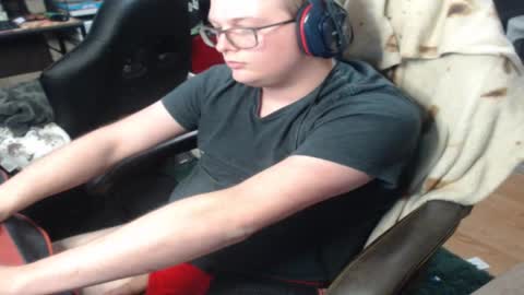 itzsynch online show from December 2, 8:58 am