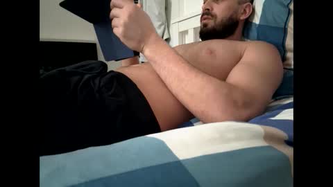 iuri1990 online show from March 1, 8:29 am