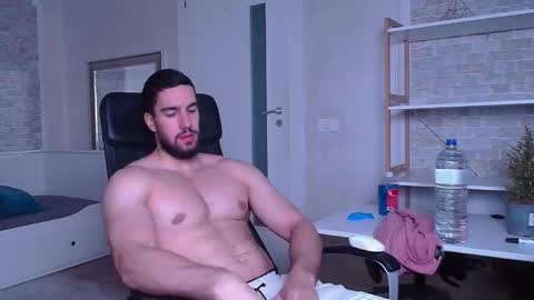 IvanHydee online show from September 10, 4:35 am