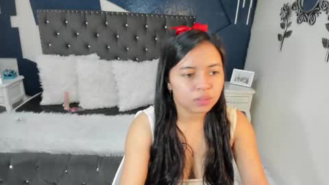 Snapshot of ivet_hall chatting on October 4, 3:04 am Ivet online show from October 4, 3:04 am