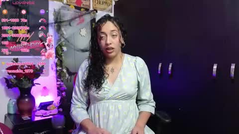 ivonemoon online show from October 18, 7:18 pm