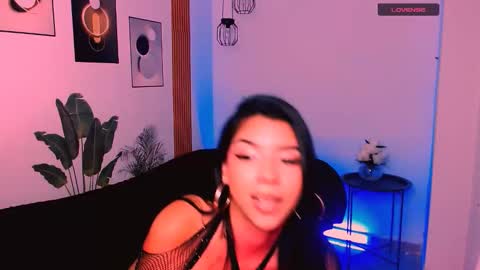 Snapshot of ivonyrose_ chatting on October 13, 3:19 am Ivony Rose online show from October 13, 3:19 am