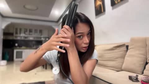 kirstenelsie online show from February 3, 1:13 am