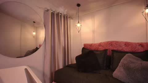 ivy_bonnie online show from November 26, 12:24 pm