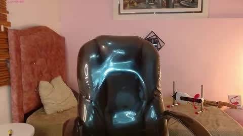 Snapshot of ivy_gail chatting on March 11, 4:08 am  IVY online show from March 11, 4:08 am