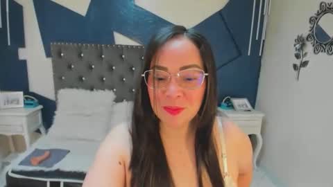 Ivy  online show from January 11, 1:17 pm