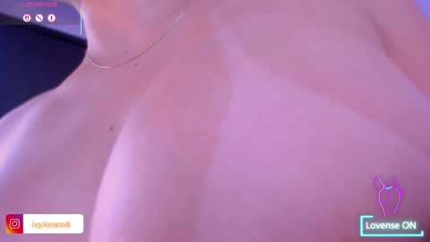 Ivy online show from May 13, 1:04 am