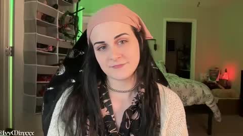 Ivy Minxxx online show from February 19, 1:29 am