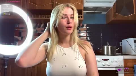 ivywairley online show from April 13, 2:54 pm