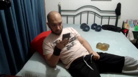 iwanturarse online show from July 27, 7:06 am