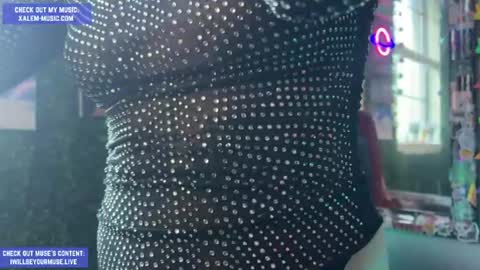 Muse hethey online show from June 11, 11:25 pm