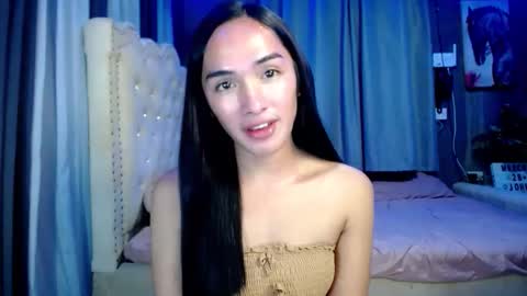 iwillcum4u_ online show from March 28, 4:08 pm