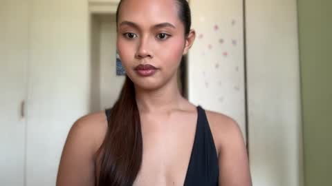 divaonopka online show from April 20, 3:53 am