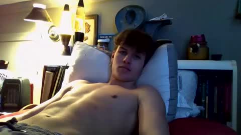 Willis online show from February 17, 9:32 pm