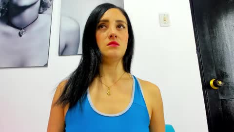 Izzy online show from January 31, 12:18 pm