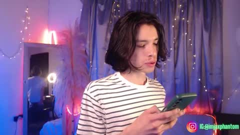 Hey im Jaxxxon check my info     online show from October 18, 9:24 am