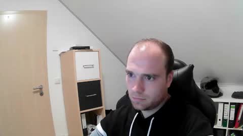 here4y online show from October 28, 8:48 am