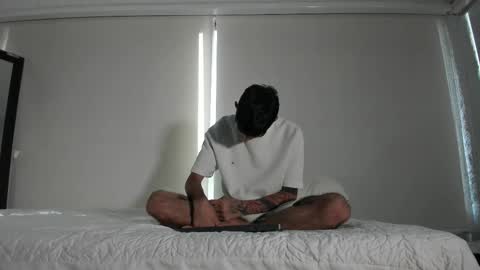 j_martony online show from November 18, 12:30 pm