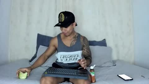 i am juan musiry independent model  online show from February 12, 6:40 am