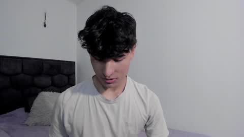 Noah online show from December 30, 4:29 pm