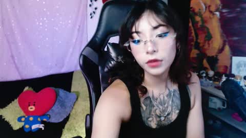 jade 18  online show from February 27, 5:44 am