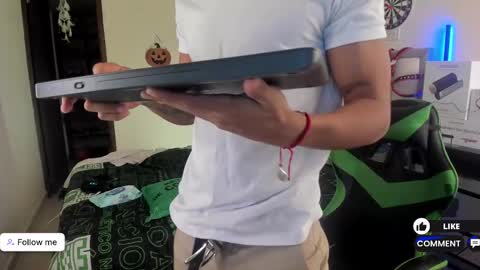 JACK CASTELL online show from October 4, 10:46 am