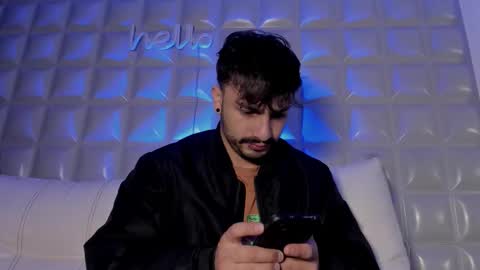 JACK DANIEL online show from November 25, 2:49 pm