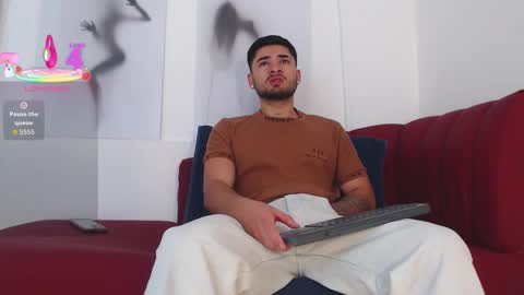    online show from February 21, 3:48 pm