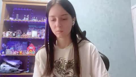 Alice online show from December 1, 6:22 am