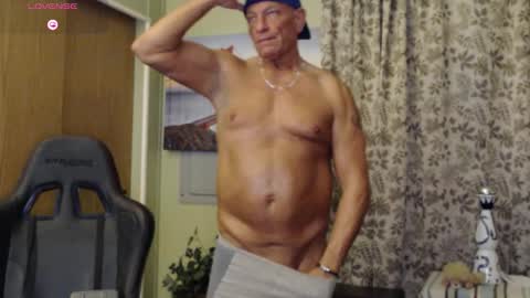 Michael online show from November 16, 3:08 am