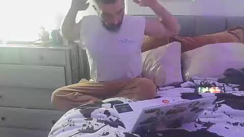 jacknjill113384 online show from January 19, 2:36 am