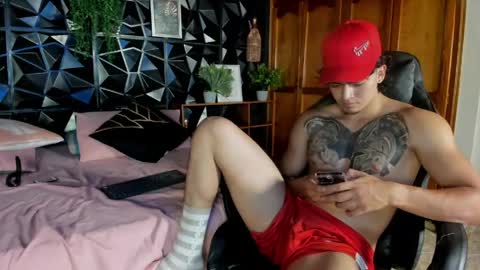Jackson online show from May 30, 10:19 pm