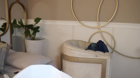 Jackson Bell online show from October 29, 2:52 pm