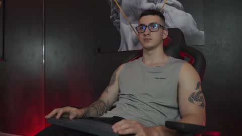 Jackson Olsen online show from November 13, 9:39 pm