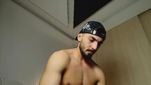 jacob__adams online show from November 26, 11:45 pm