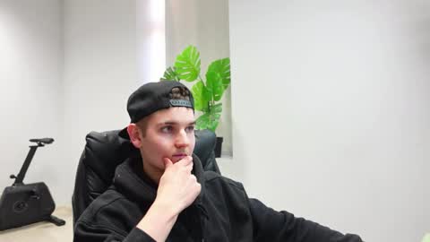 JACOB DEVON online show from April 8, 4:54 pm